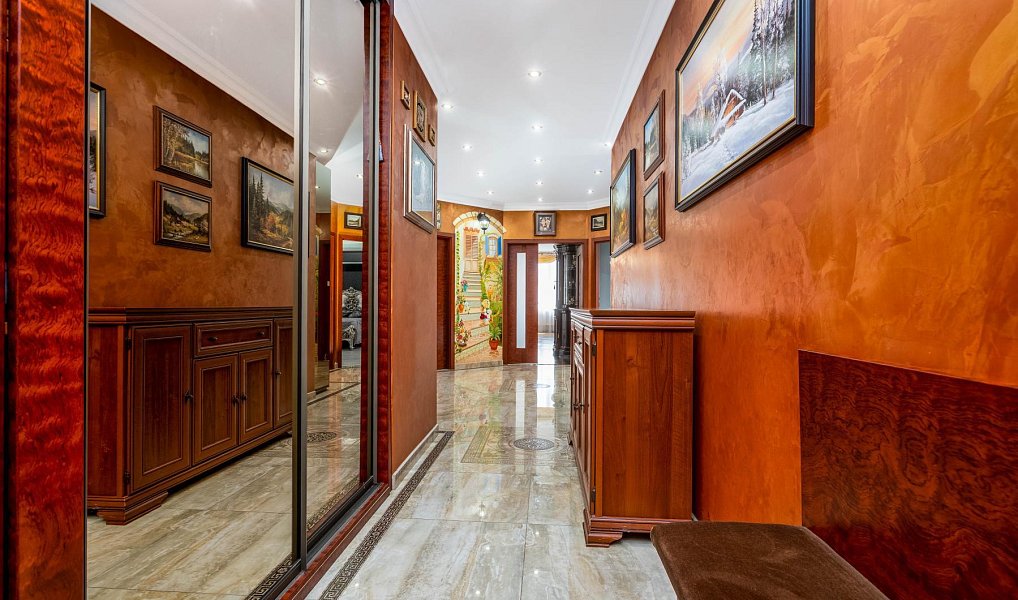Prodej bytu 5+kk 173 m², Praha – náhled fotky 12