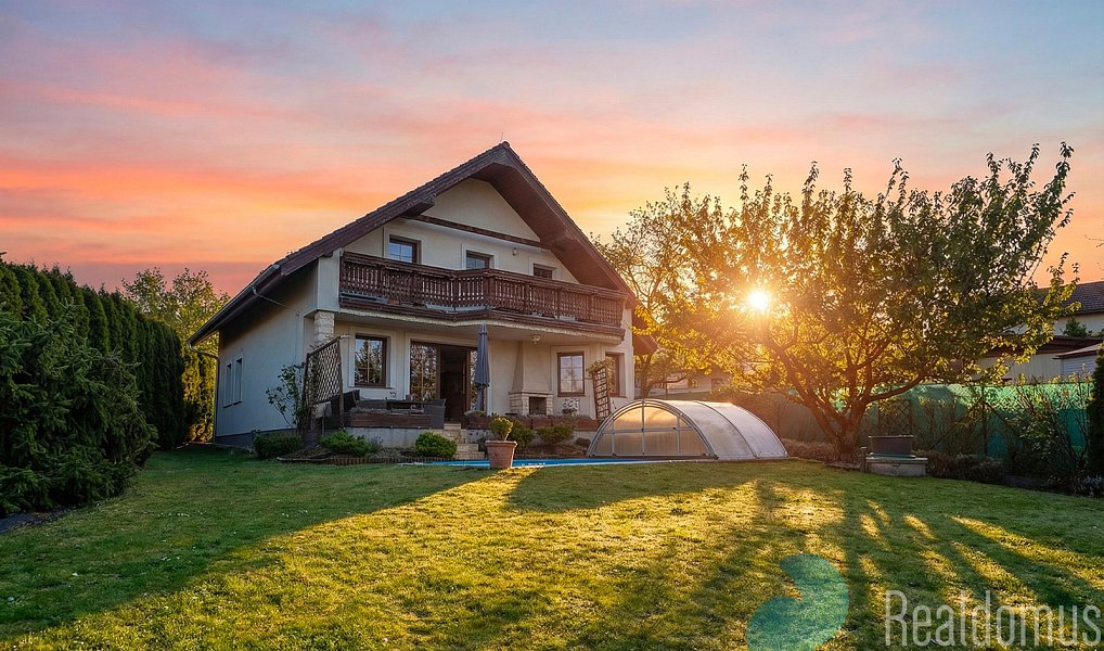 Prodej domu 174 m² s pozemkem 811 m², Říčany – náhled fotky 2