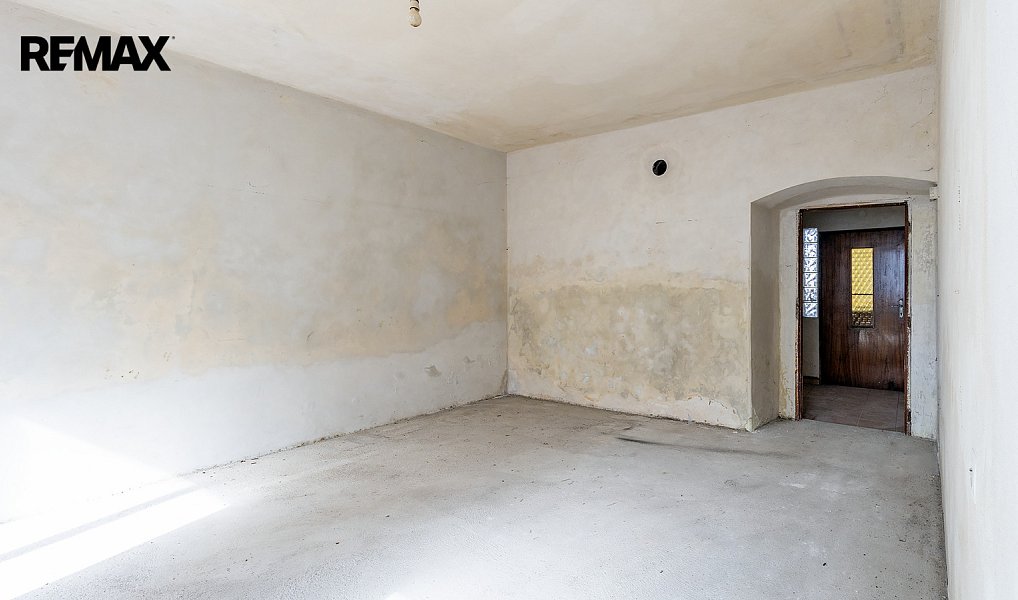 Prodej domu 500 m² s pozemkem 487 m², Cvikov – náhled fotky 14