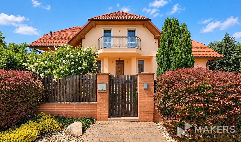 Prodej domu 331 m² s pozemkem 803 m², Praha – náhled fotky 5