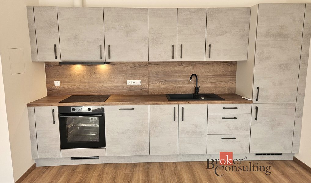 Pronájem bytu 2+kk 71 m², Jablonec nad Nisou – náhled fotky 6