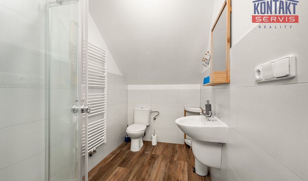 Prodej domu 660 m² s pozemkem 971 m², Stachy – náhled fotky 41