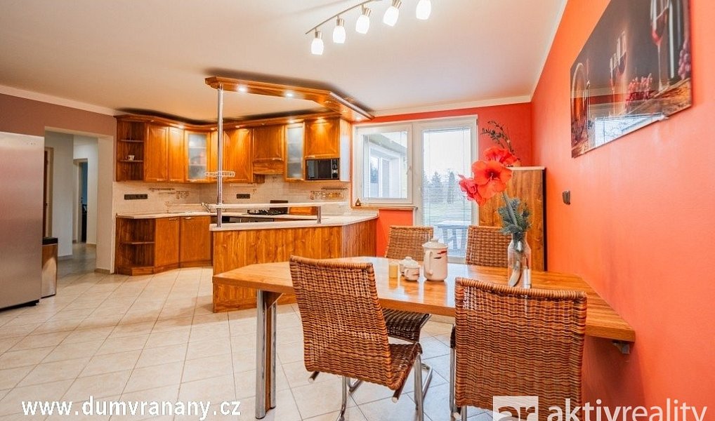 Prodej domu 283 m² s pozemkem 1 152 m², Vraňany – náhled fotky 7