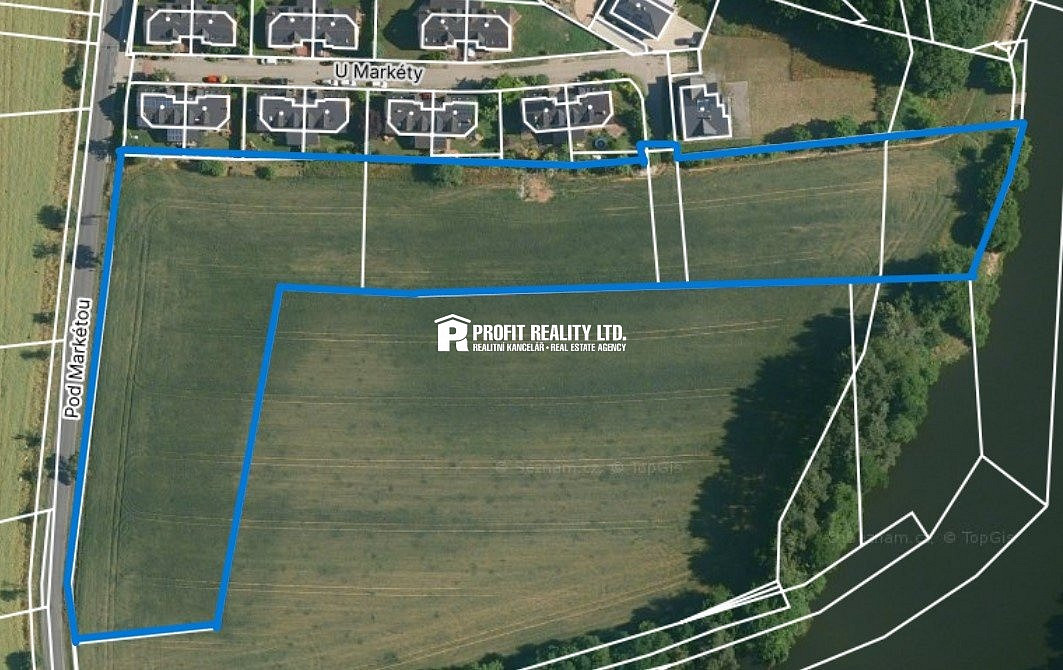 Prodej stavebního pozemku 13 237 m²