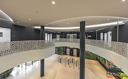 Pronájem kanceláře 773 m², Českomoravská, Praha 9 - Libeň, okres Praha