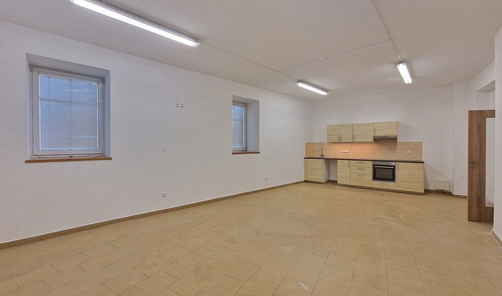 Pronájem bytu 1+kk 52 m², Příbram – fotka 1 z 11