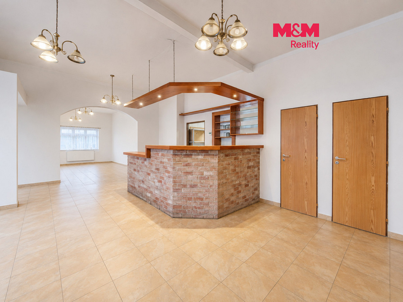 Pronájem obchodních prostor 88 m²