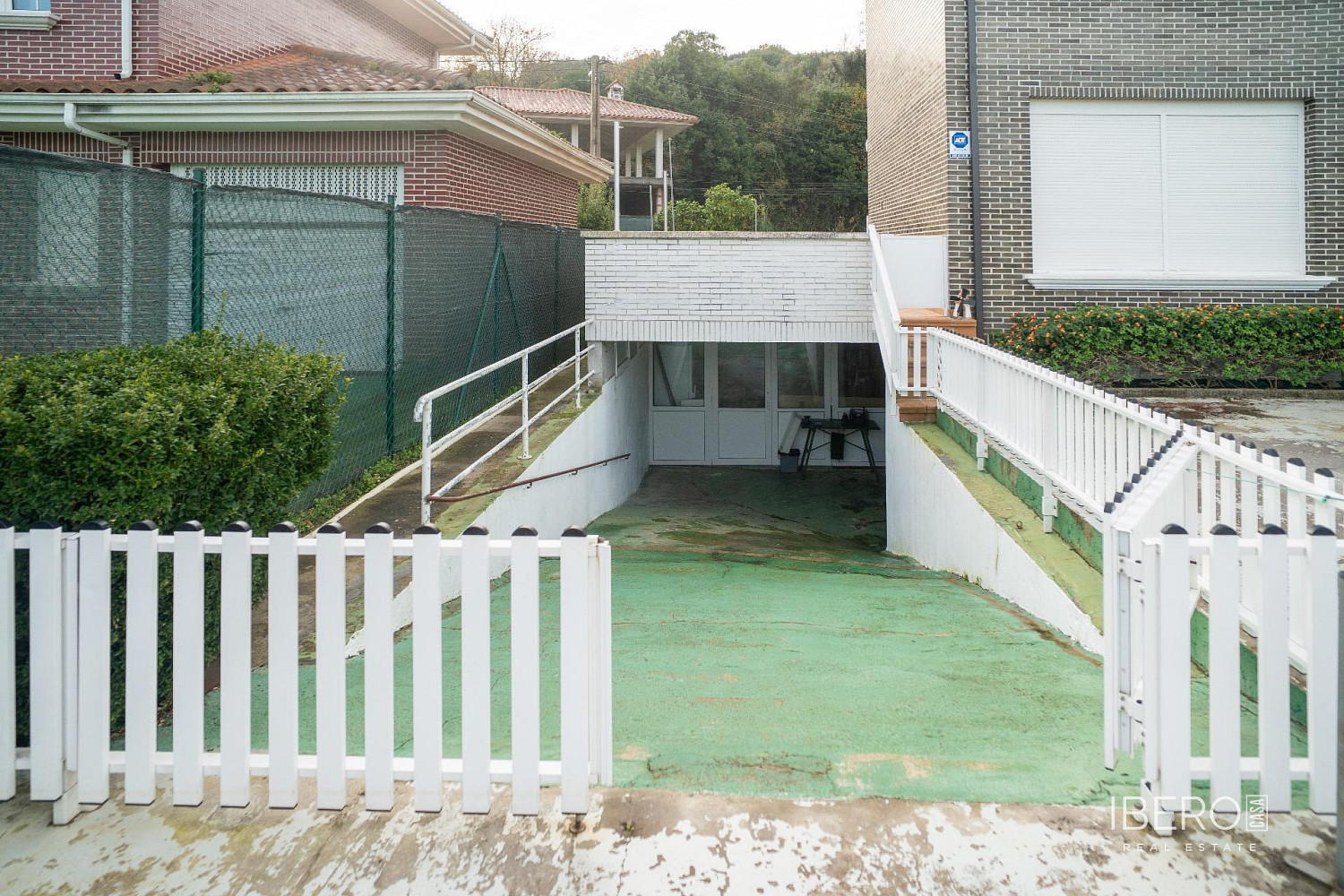 Prodej domu 609 m² s pozemkem 421 m² — photo 2