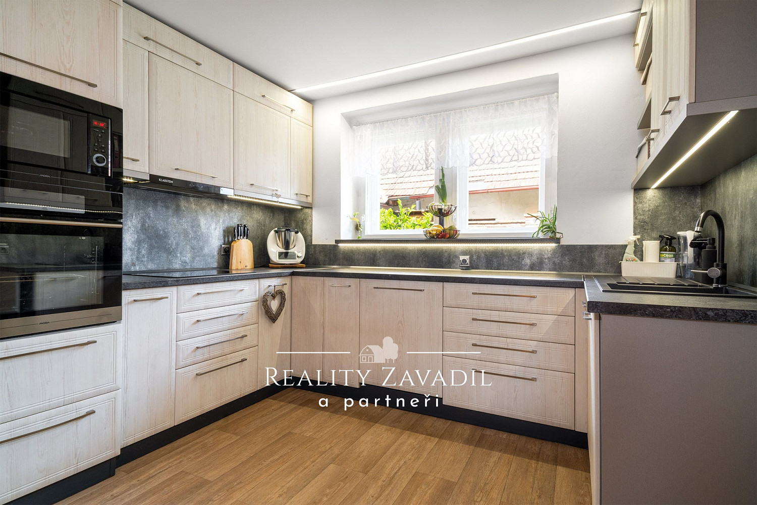 Prodej domu 166 m² s pozemkem 780 m² – fotografie 3