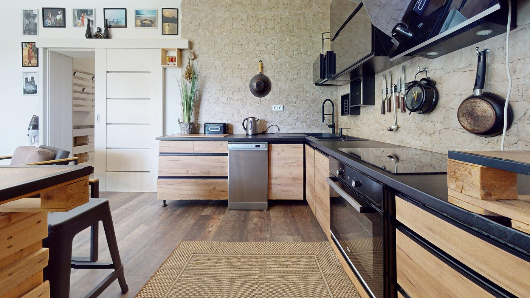Pronájem bytu 2+kk 55 m² — photo 2