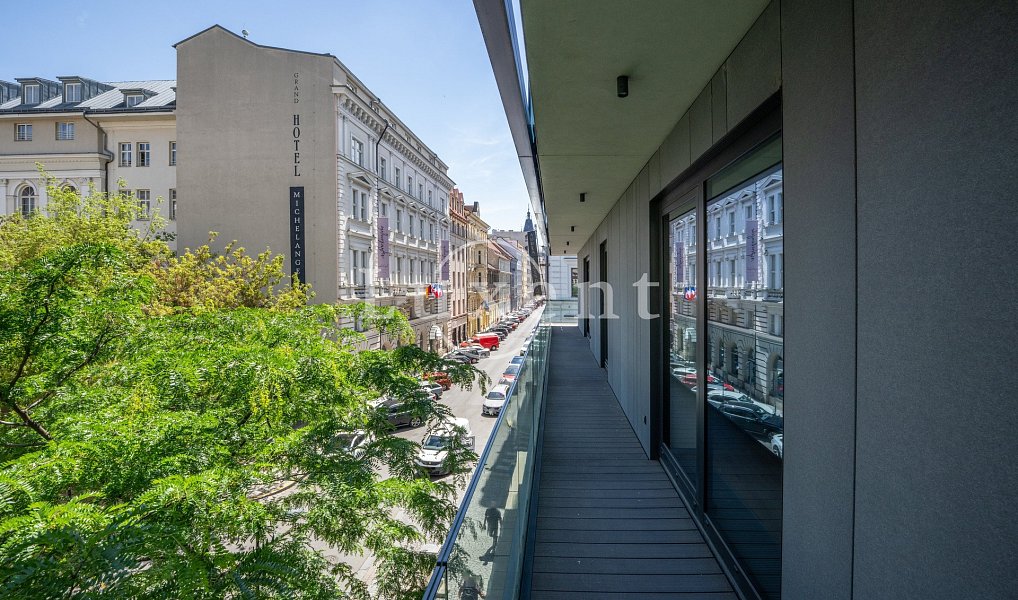 Prodej bytu 4+kk 177 m², Praha – náhled fotky 22