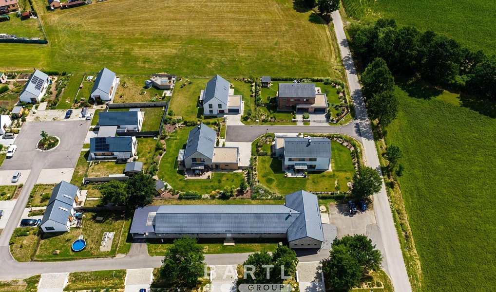 Prodej stavebního pozemku 1 070 m², Malovice – náhled fotky 4