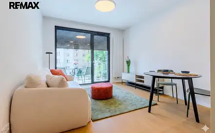 Pronájem bytu 1+kk 48 m²