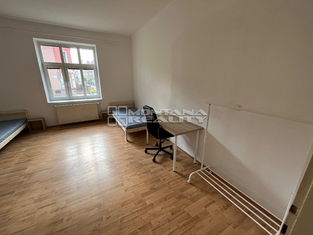 Pronájem bytu 3+1 86 m² – pohled 5