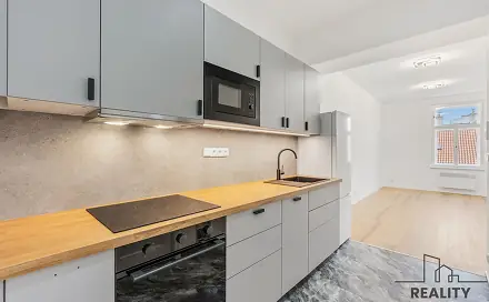 Pronájem bytu 2+1 53 m², Milíčova, Praha 3 - Žižkov