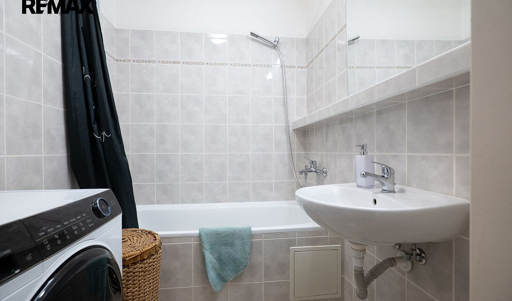 Prodej bytu 3+1 74 m², Praha – náhled fotky 16
