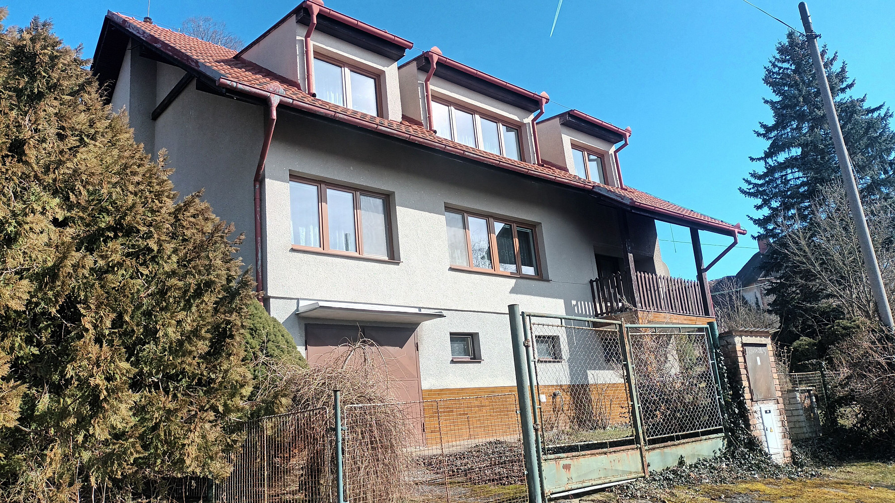 Prodej domu 435 m² s pozemkem 353 m², Lnáře