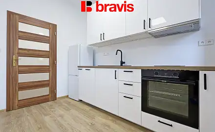 Pronájem bytu 1+kk 37 m², Vránova, Brno - Řečkovice