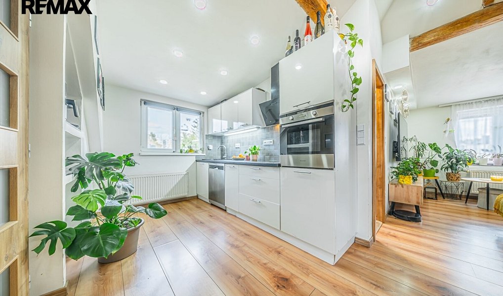 Prodej domu 227 m² s pozemkem 695 m², Říčany – náhled fotky 9