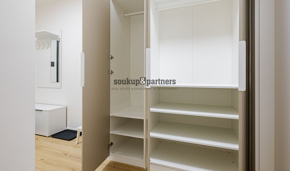 Pronájem bytu 2+kk 57 m², Kladno – náhled fotky 13
