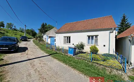 Prodej domu 80 m² s pozemkem 365 m², Božice, okres Znojmo