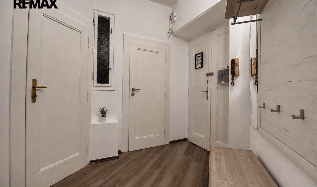 Pronájem bytu 2+kk 49 m², Praha – náhled fotky 14