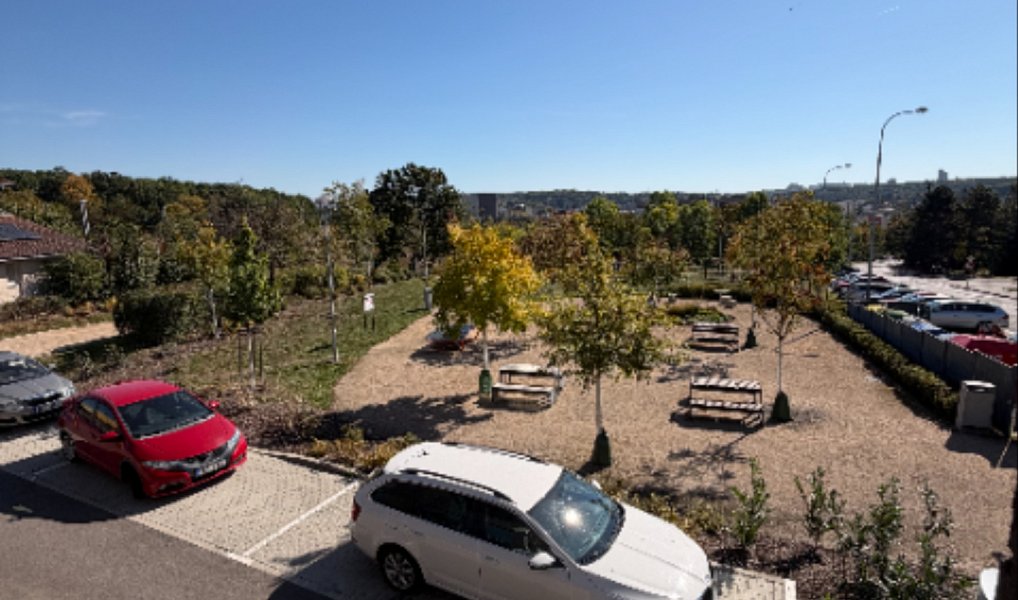Pronájem bytu 1+kk 35 m², Praha – náhled fotky 9