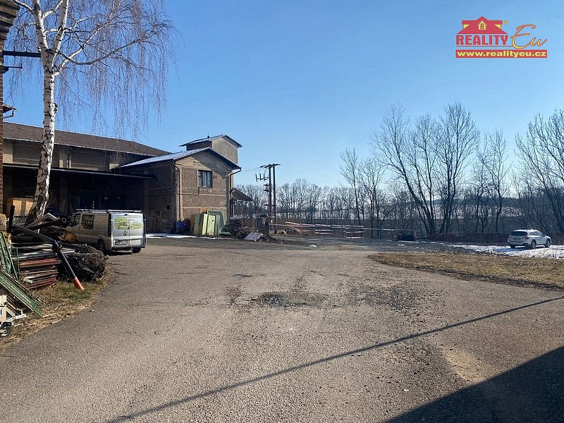 Pronájem skladovacích prostor 1 322 m² – pohled 4