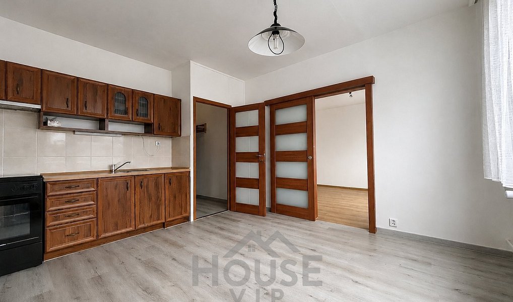 Pronájem bytu 2+kk, 37 m², Trnovany, Teplice