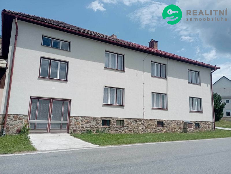 Prodej domu 590 m² s pozemkem 234 m²