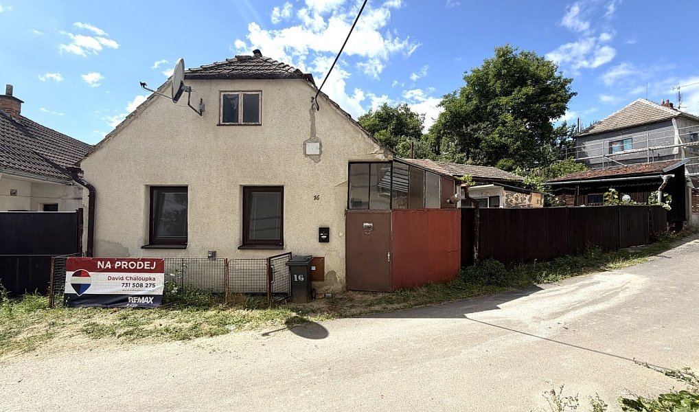 Prodej domu 130 m² s pozemkem 231 m², Čechočovice – fotka 1 z 11