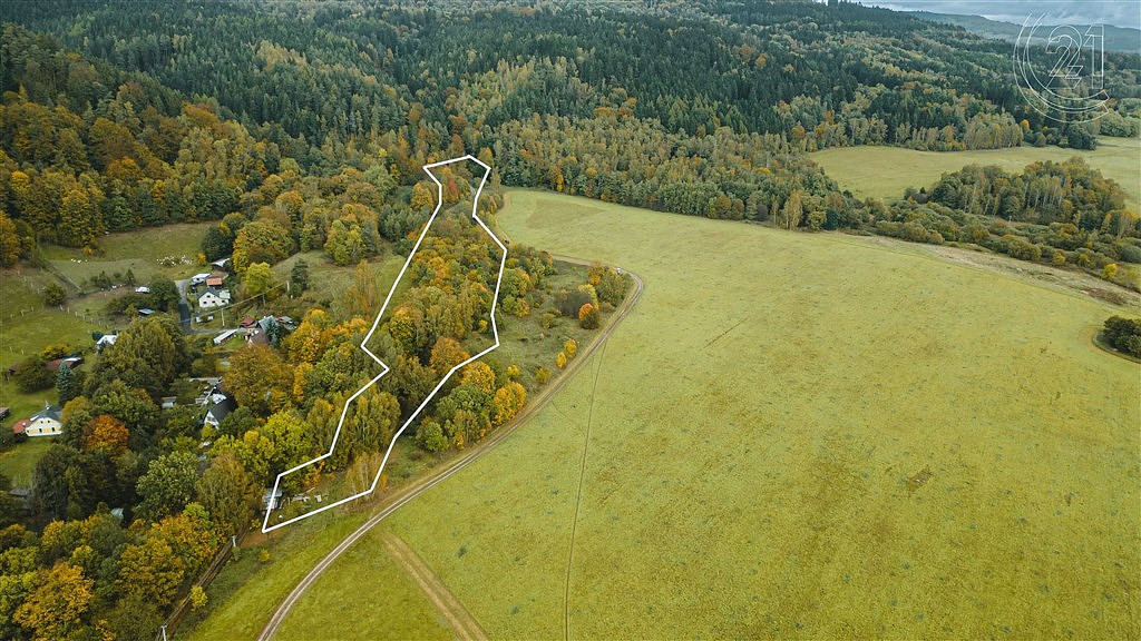 Prodej stavebního pozemku 24 705 m², Ostrov