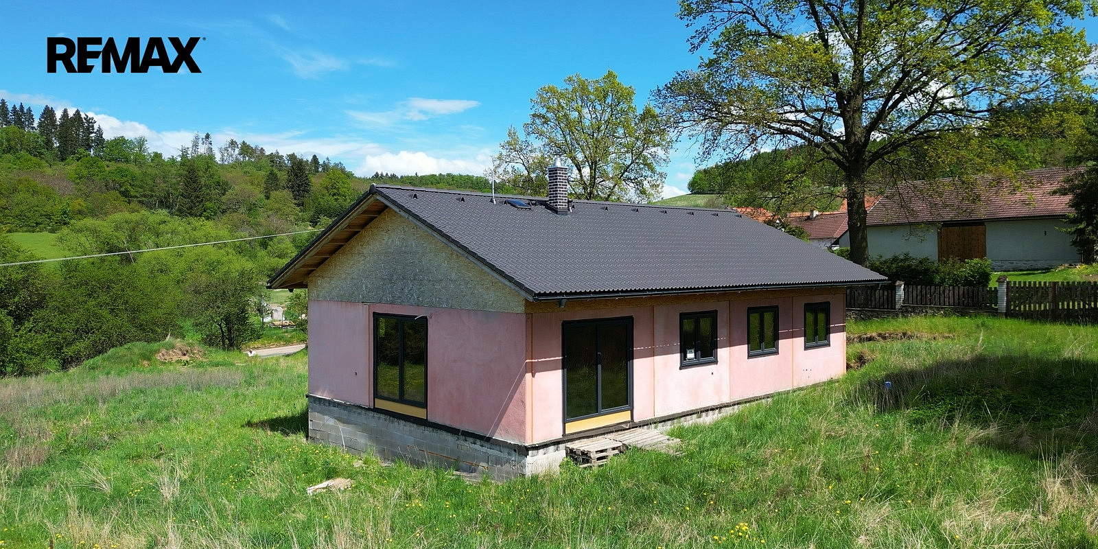 Prodej domu 130 m² s pozemkem 1 998 m² – pohled 3