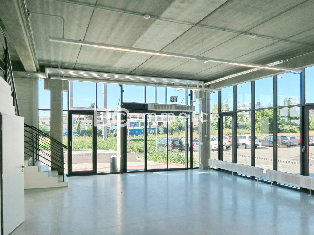 Pronájem obchodních prostor 427 m²