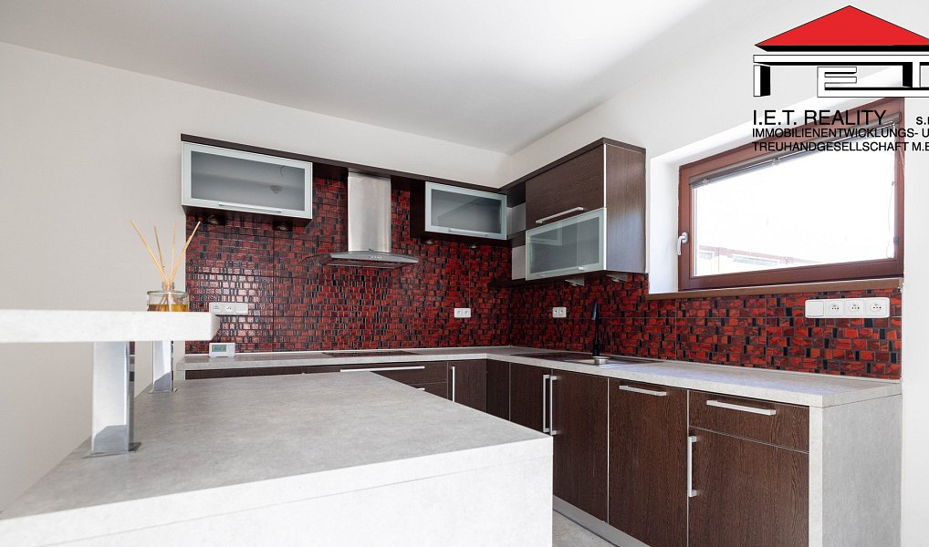Prodej domu 326 m² s pozemkem 2 960 m², Židlochovice – náhled fotky 19