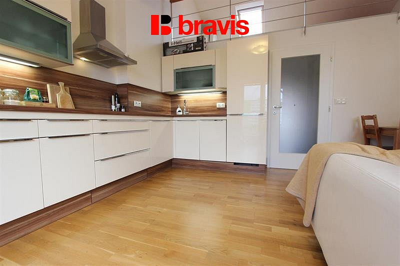 Pronájem bytu 2+kk 89 m²