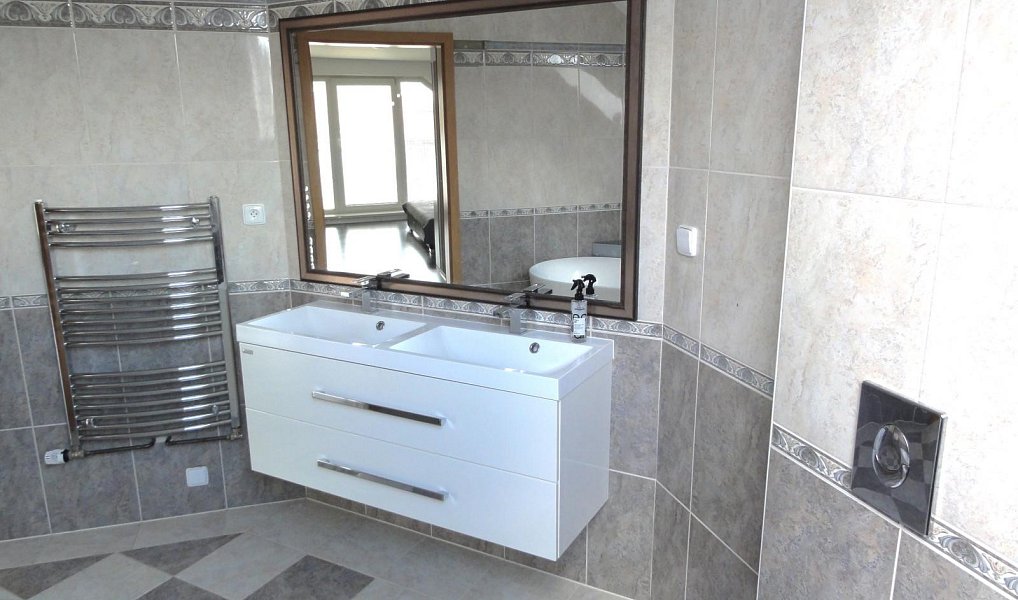 Prodej domu 251 m² s pozemkem 946 m², Mikulov – náhled fotky 26