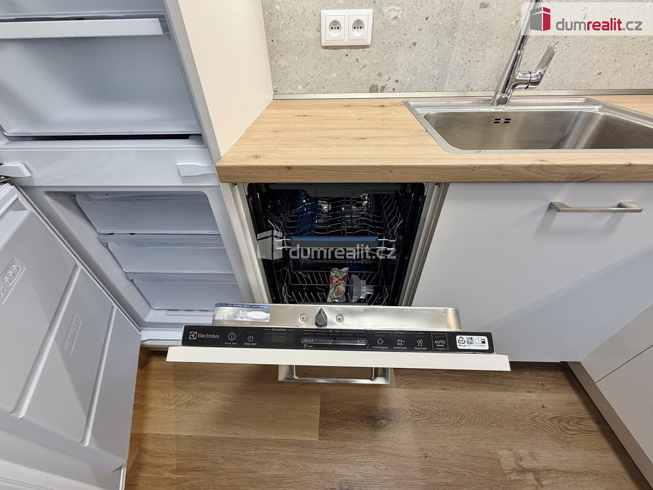 Prodej bytu 2+kk 45 m² – pohled 5
