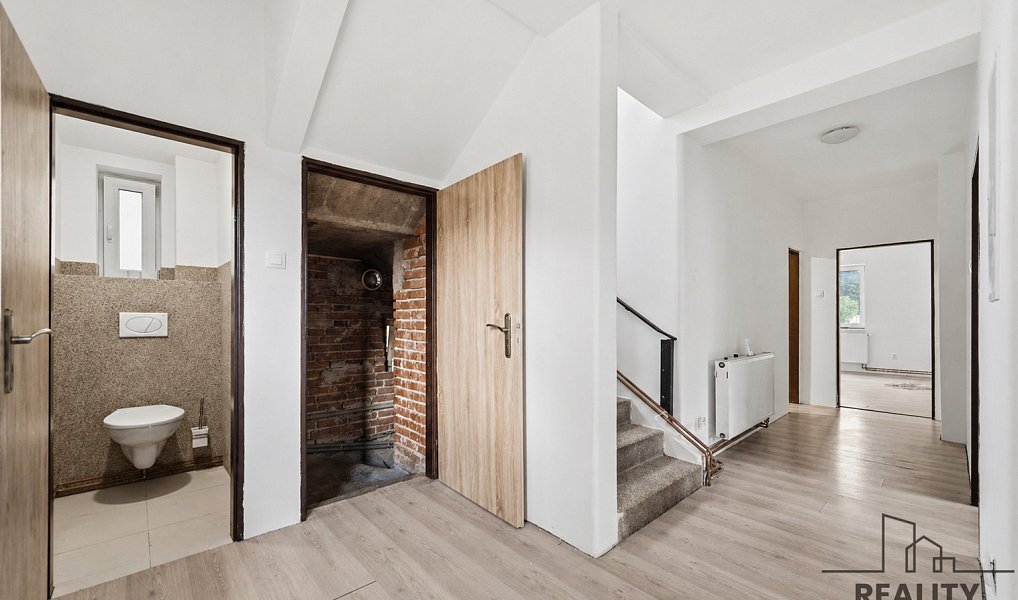Prodej domu 190 m² s pozemkem 1 789 m², Bukovina nad Labem – náhled fotky 13