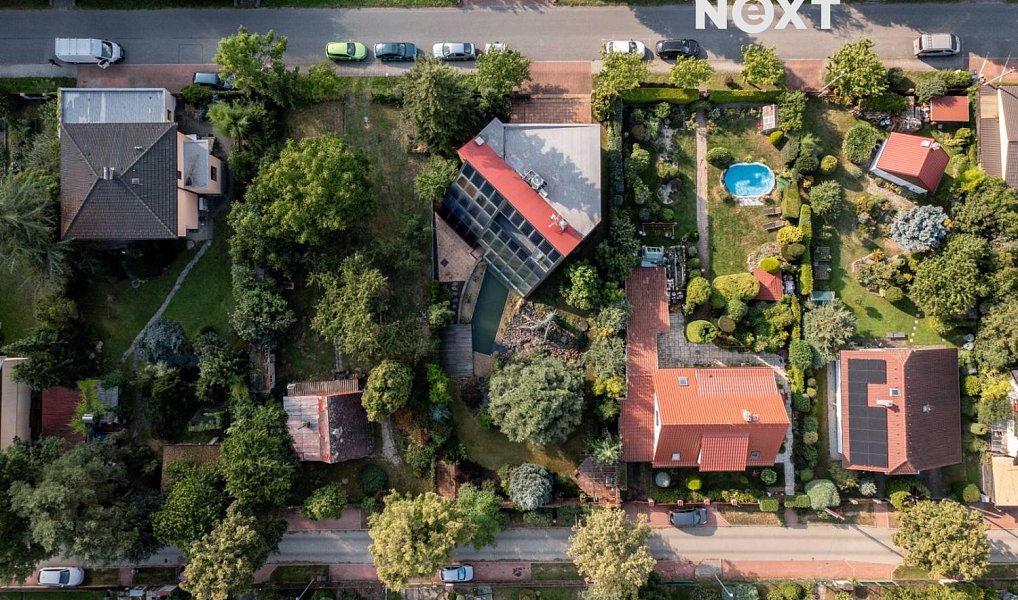 Prodej domu 417 m² s pozemkem 815 m², Praha – náhled fotky 27