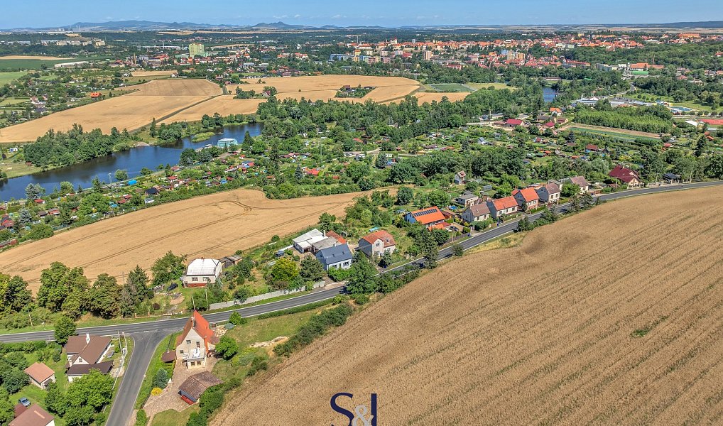 Prodej domu 240 m² s pozemkem 1 661 m², Žatec – náhled fotky 15