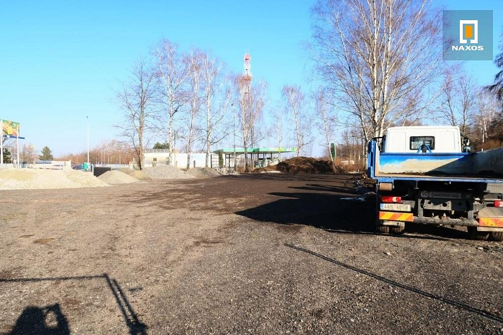 Pronájem pozemku 2 000 m² – fotografie 4