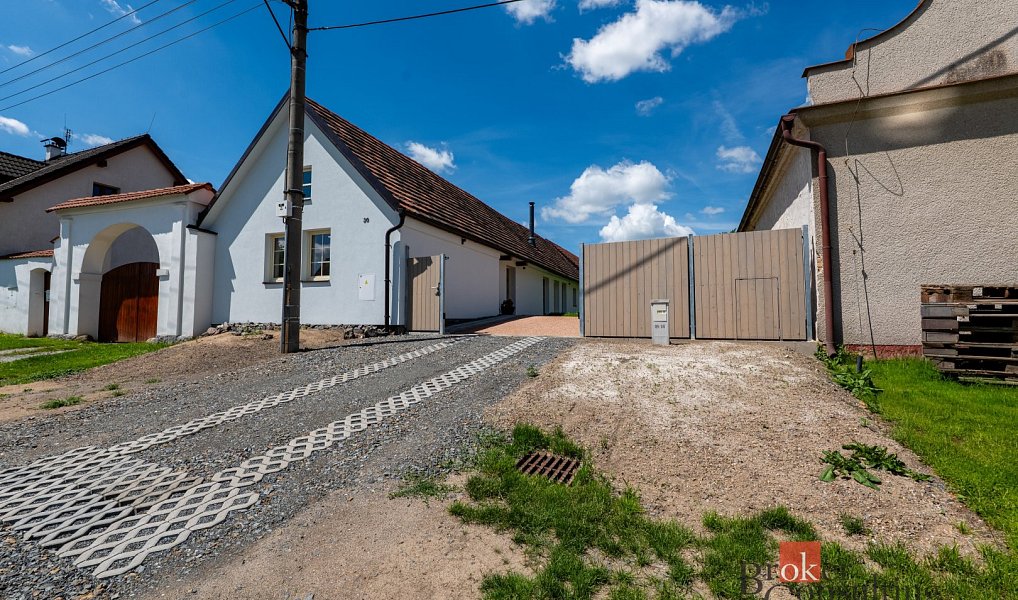 Prodej domu 99 m² s pozemkem 1 376 m², Horní Lukavice – náhled fotky 24