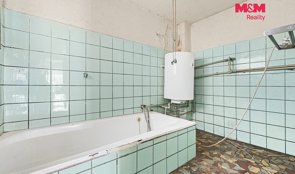 Prodej domu 120 m² s pozemkem 1 740 m², Bobnice – náhled fotky 8