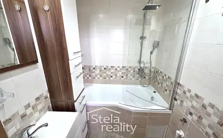 Pronájem bytu 3+1 64 m², Uhlířská, Bruntál