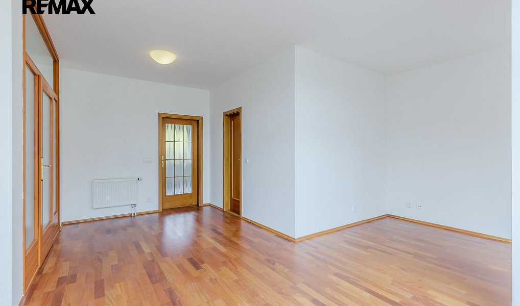Pronájem bytu 2+kk 85 m², Praha – náhled fotky 10