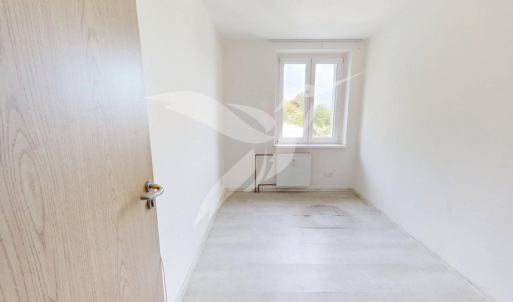 Pronájem bytu 4+1 86 m², Cheb – náhled fotky 9