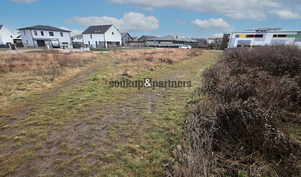 Prodej stavebního pozemku 2 306 m², Horoměřice – náhled fotky 13