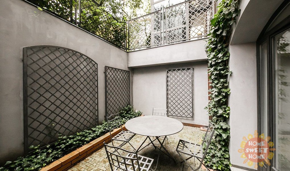 Pronájem bytu 4+1 134 m², Praha – náhled fotky 3