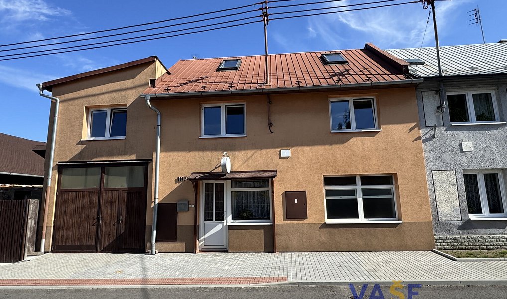 Pronájem domu 240 m² s pozemkem 240 m², Podhradní Lhota – fotka 1 z 26